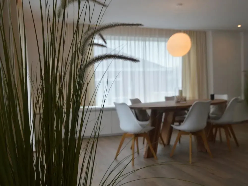 Enticing Holiday Home in Middelkerke near Sea