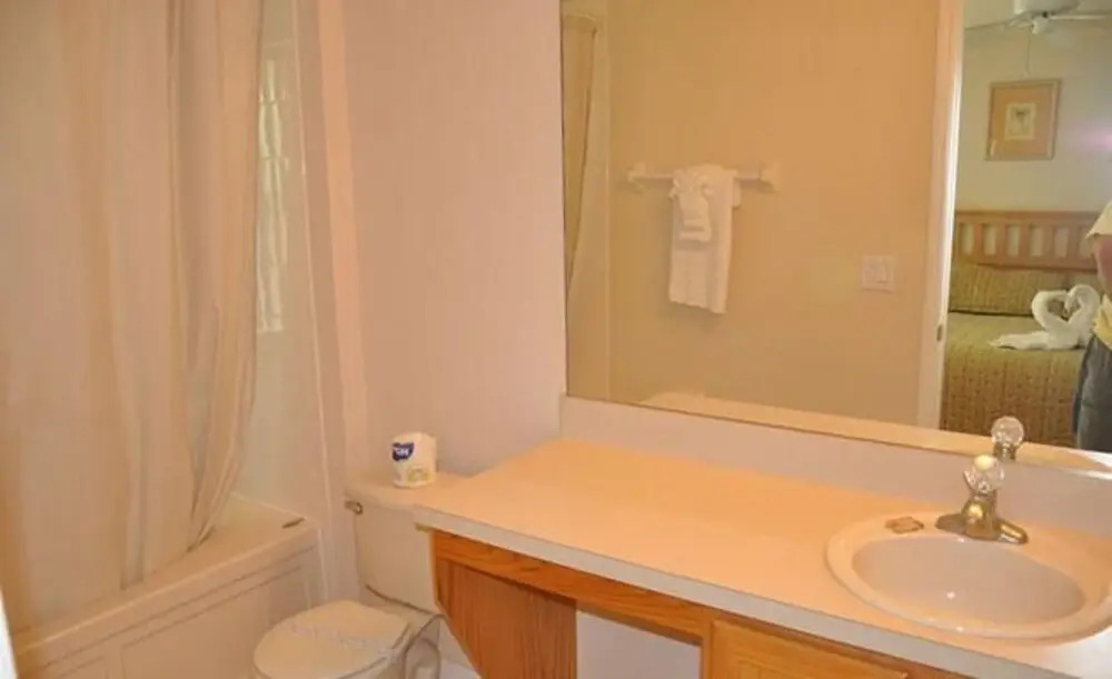 Trade Winds - Verona Townhome 403 4 Bedroom Townhouse