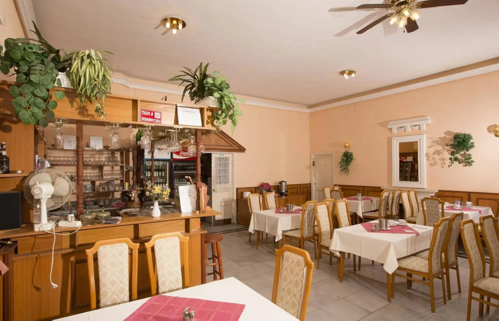 Hotel Francoise