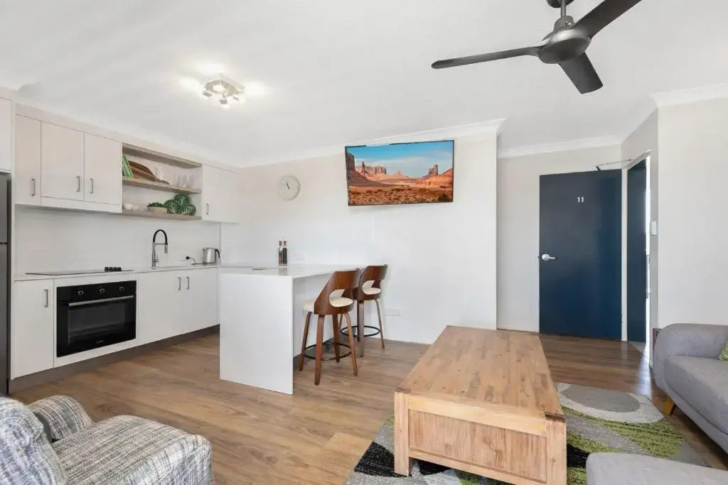 Lamor Apartments