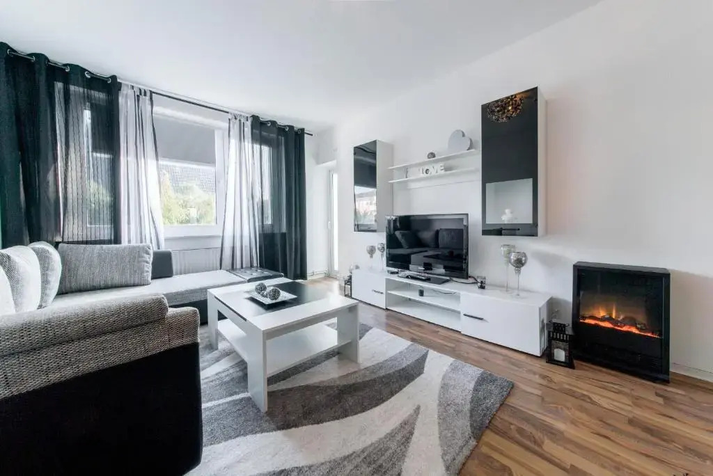 Id 5502 - Private Apartment