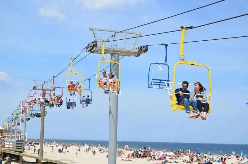 Aire Apartments 1 & 3 Bedroom Jersey Shore Premium Beach House