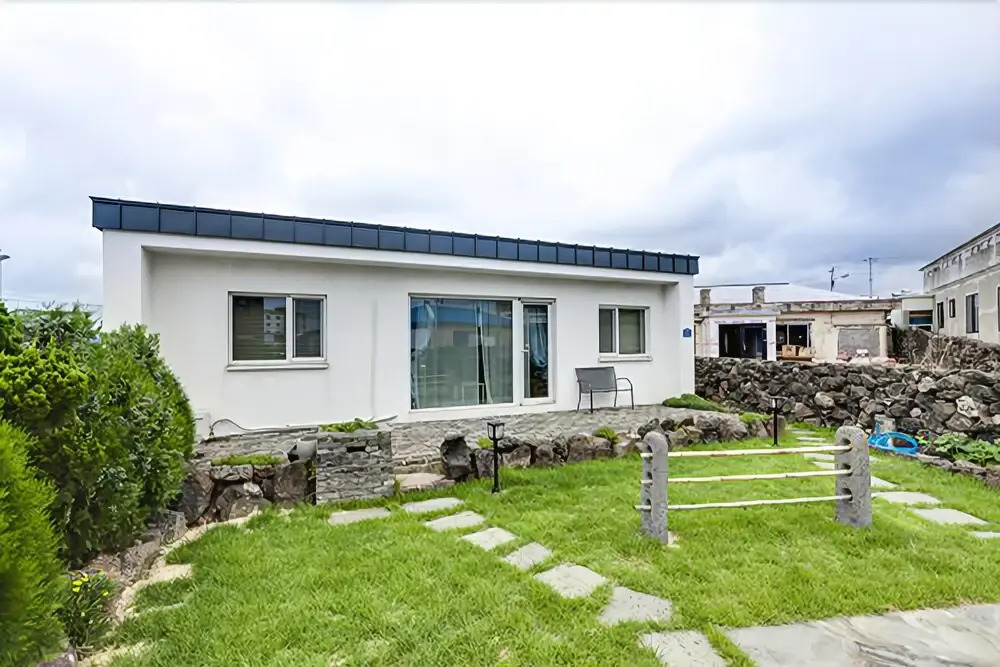 Jeju Chorok Unshared House Pension
