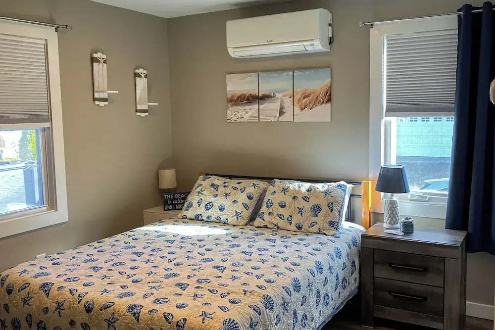 Work, Play & Explore! Coastal York Gem Near Beach