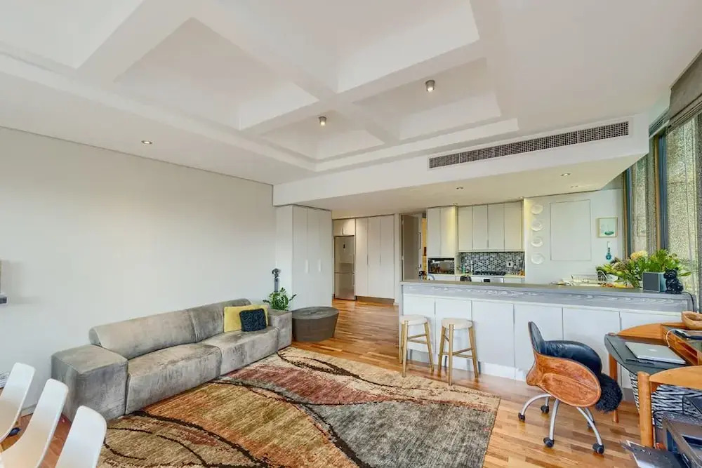 1504 Cartwright
