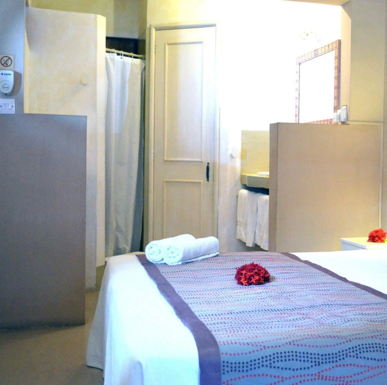Sous le Badamier Quiet Boutique Hotel with Pool near Grand Baie