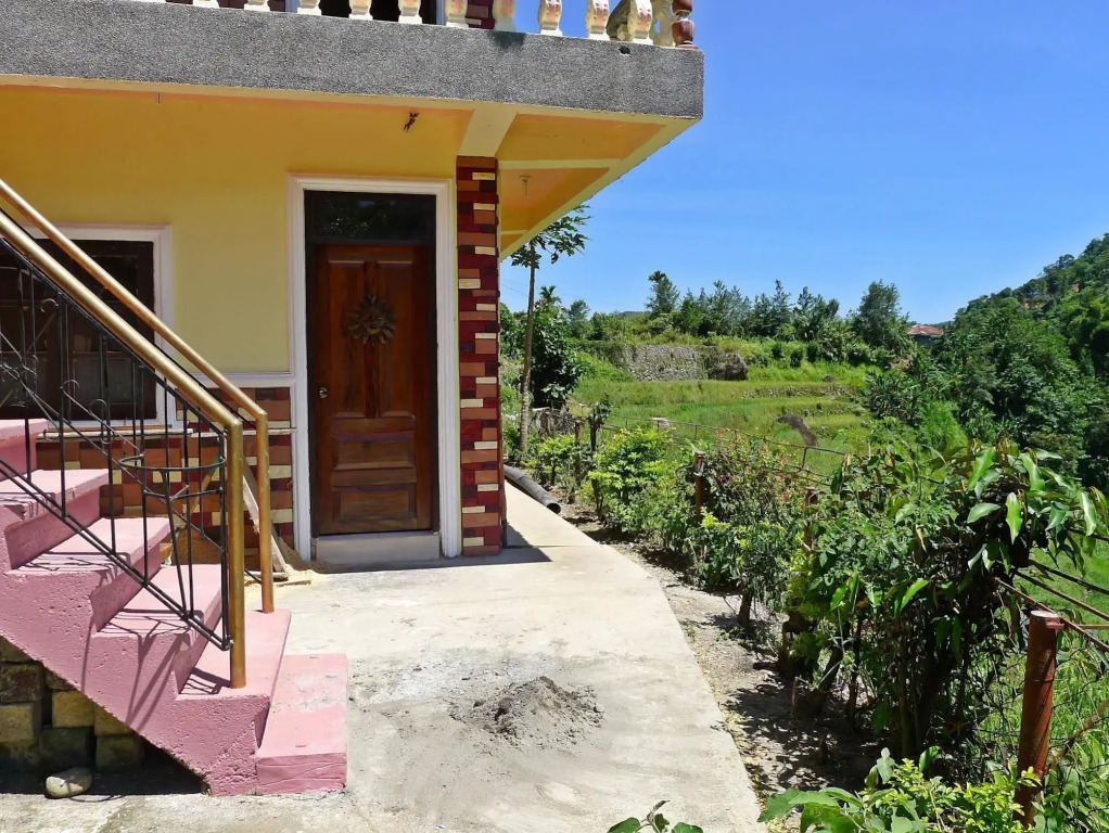 Bogah Lodge