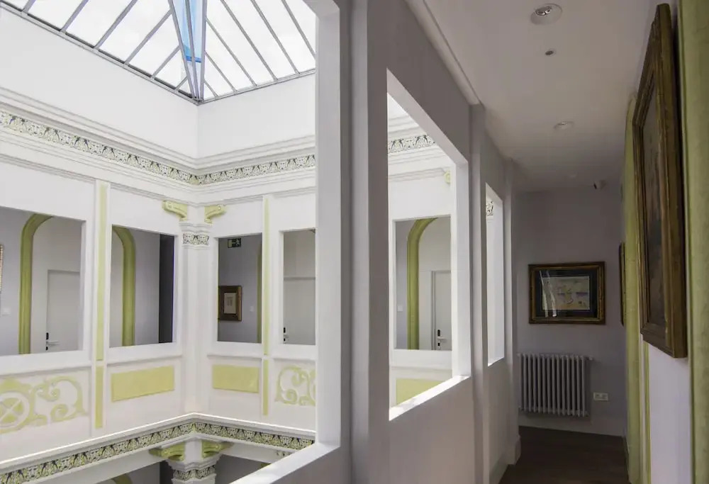 Hotel Oleum - Parking Gratuito bajo disponibilidad y reserva previa
