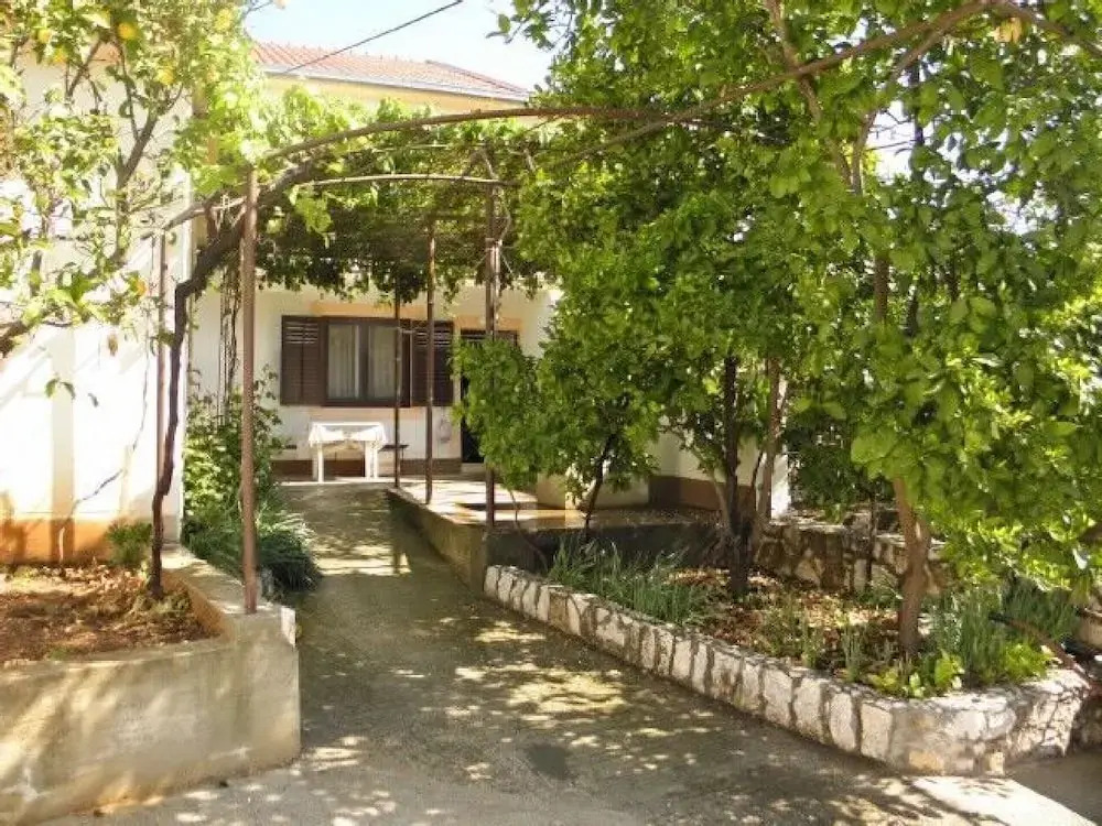 Apartment Anton