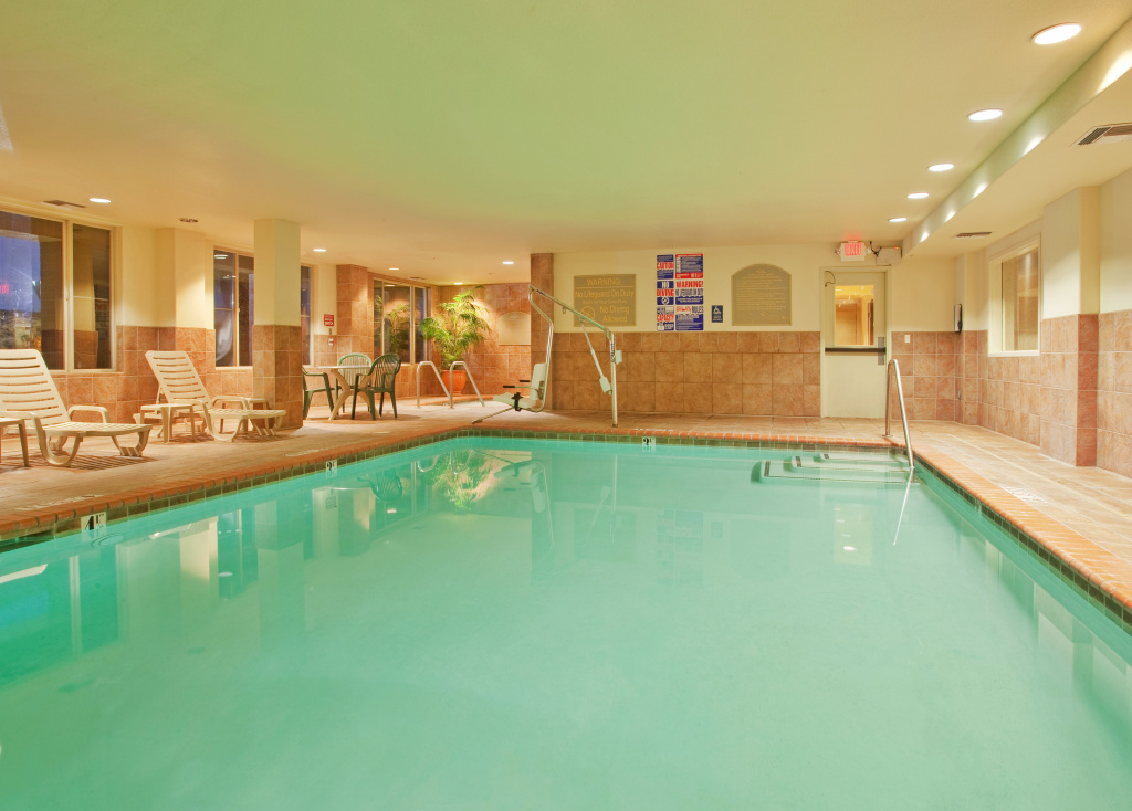 Holiday Inn Express Sacramento Airport Woodland by IHG