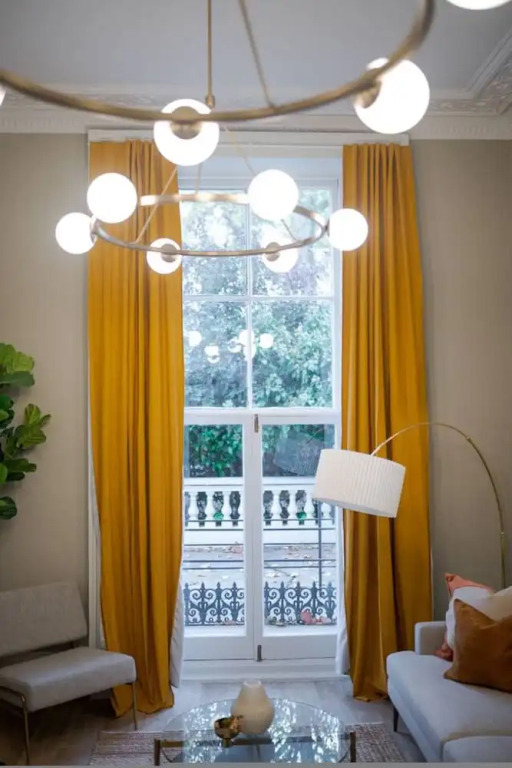 Perfect Hyde Park Apartment PS3