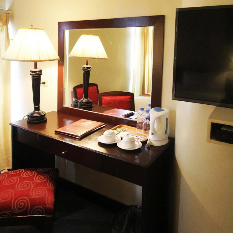 Sarrosa International Hotel and Residential Suites