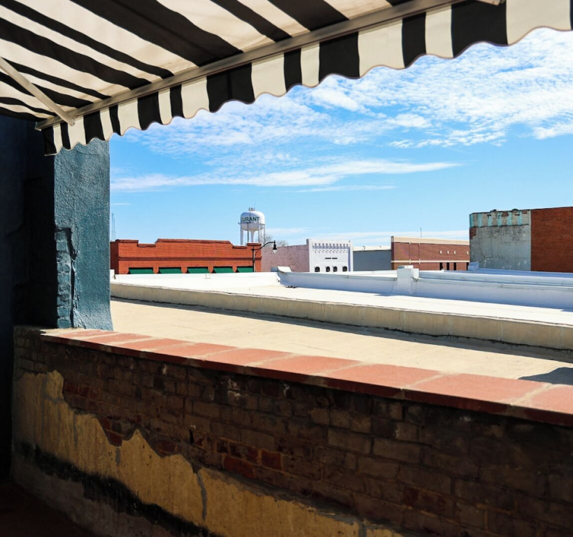 Brick Street Hotel