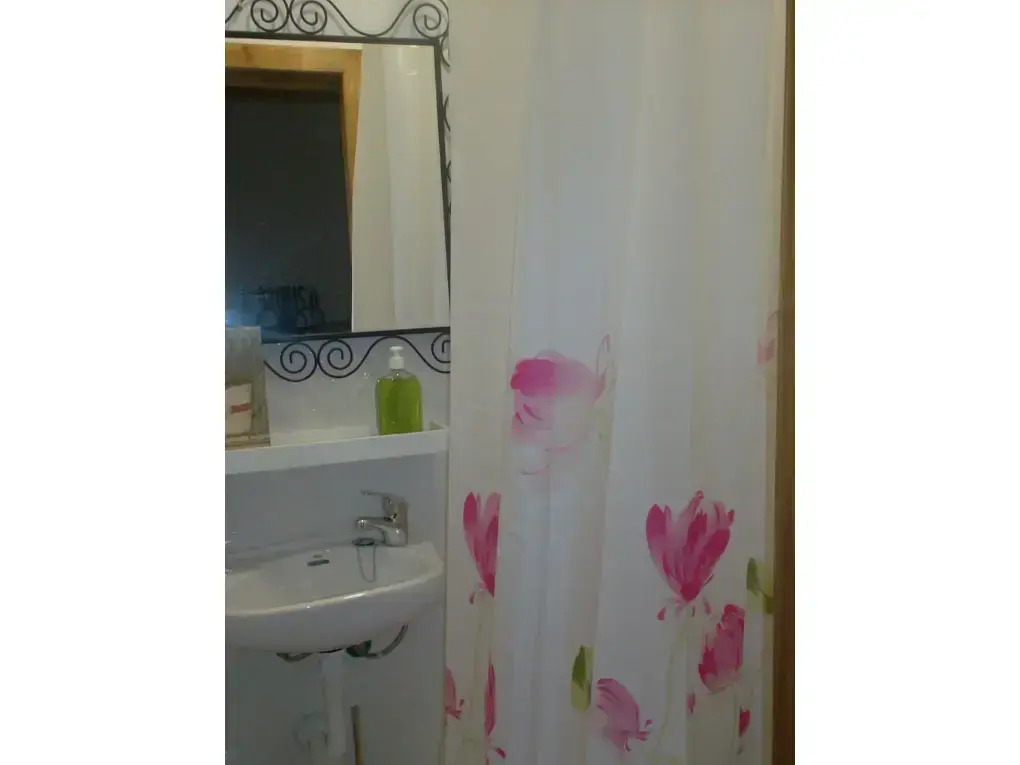 Rocio Rooms