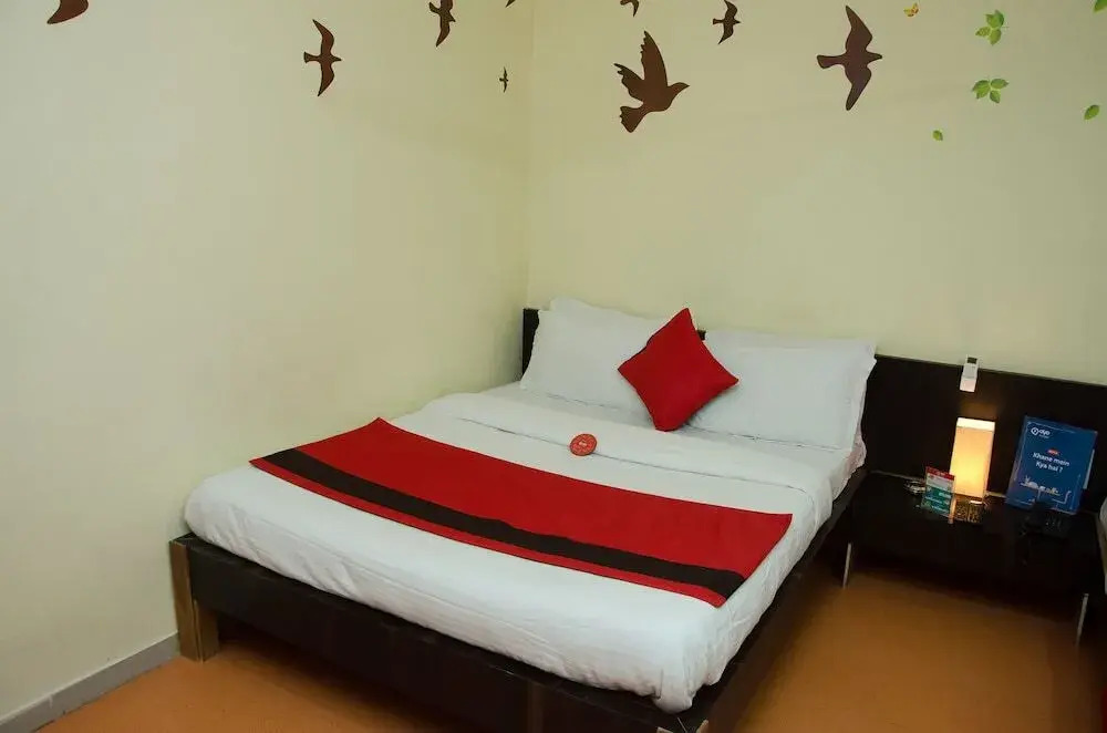 OYO Rooms Prahlad Nagar Garden 3