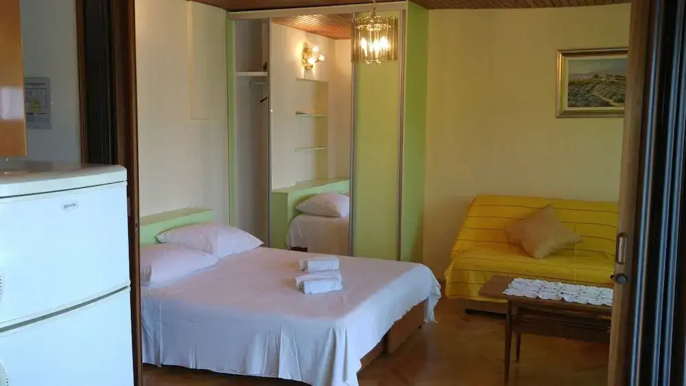 Apartments and Rooms Copacabana
