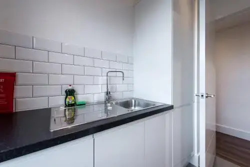 Parkside London Apartment (SS3)