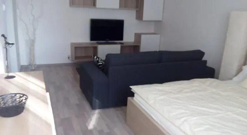 Szikszó Park Home
