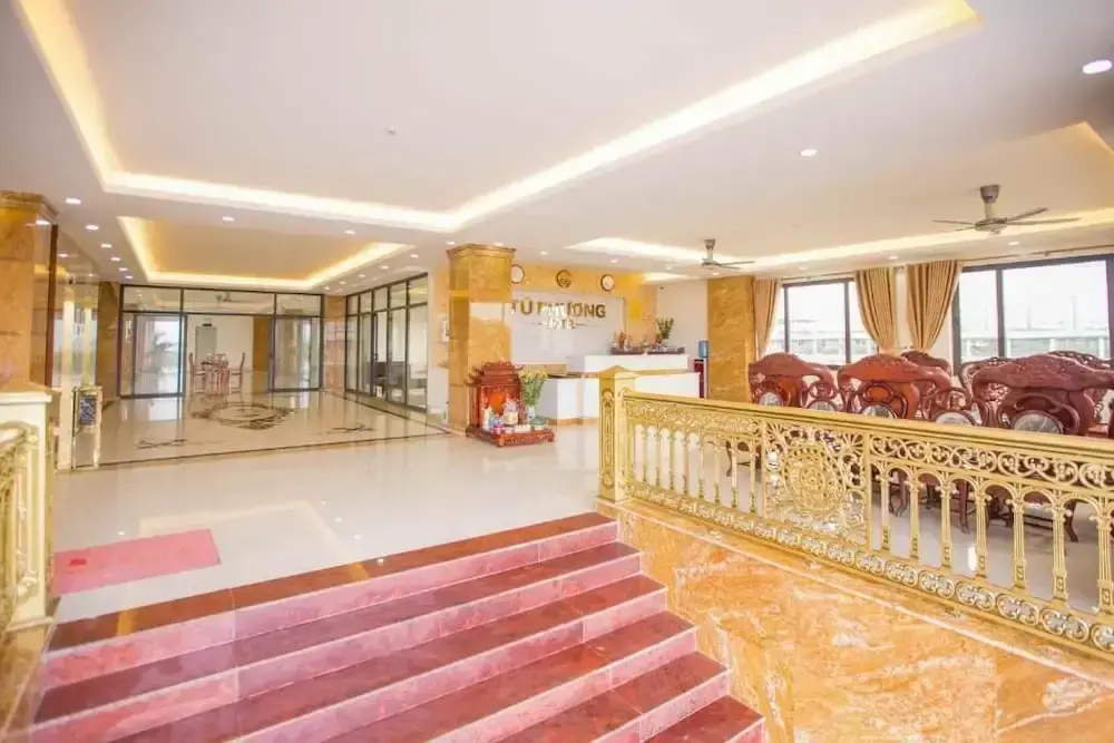 Tu Phuong Hotel TH by Bay Luxury