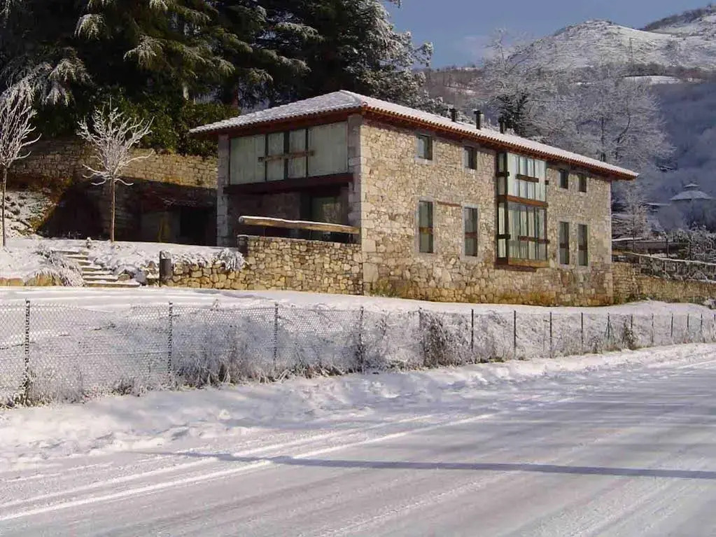 Apartamentos Rurales El Lleron