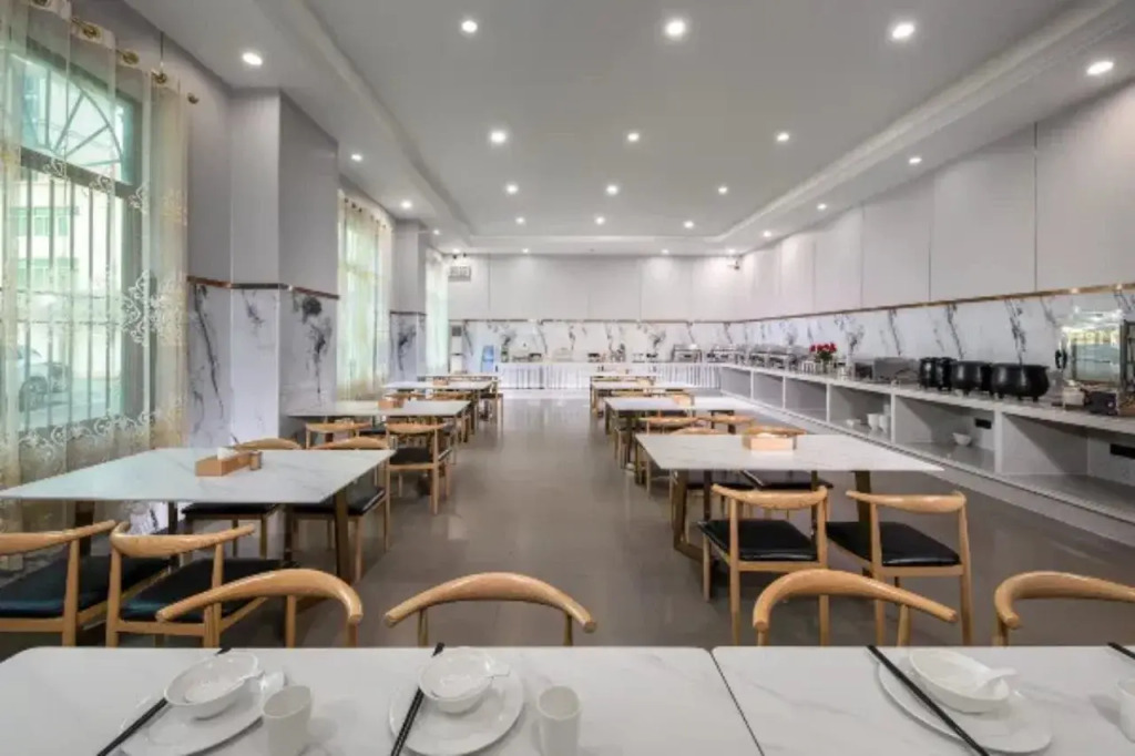 Vienna Hotel Huizhou Zhongxin
