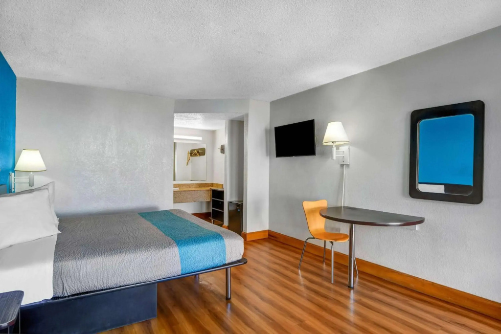 Motel 6 Atlanta GA