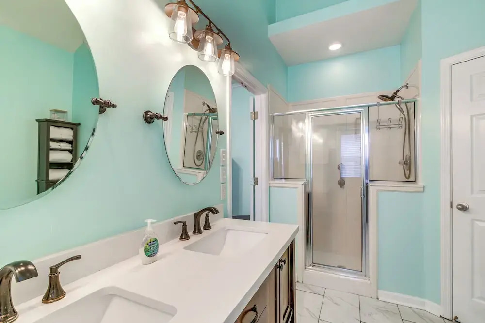 3 Mi to Dtwn Memphis: Charming Family Home
