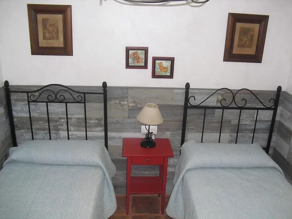 Cadiz 101737 3 Bedroom Holiday home By Mo Rentals