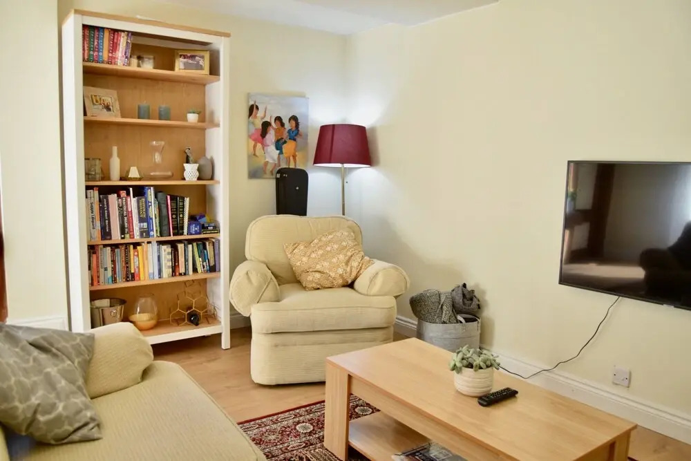 Spacious 3 Bedroom Family Home in Vauxhall