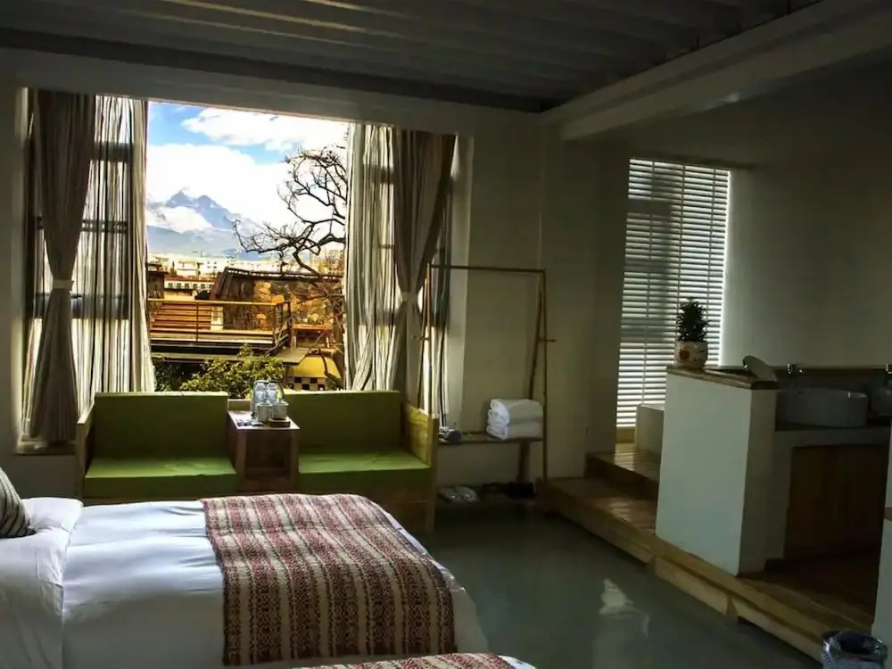 闲云溪月雪山湖景花园酒店 Xianyun Xiyue Garden Boutique Lijiang一Embrace Lake Snow View Grace Ease