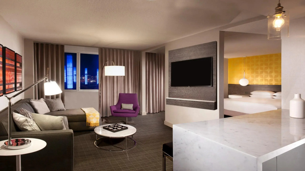 Hyatt Regency Los Angeles International Airport