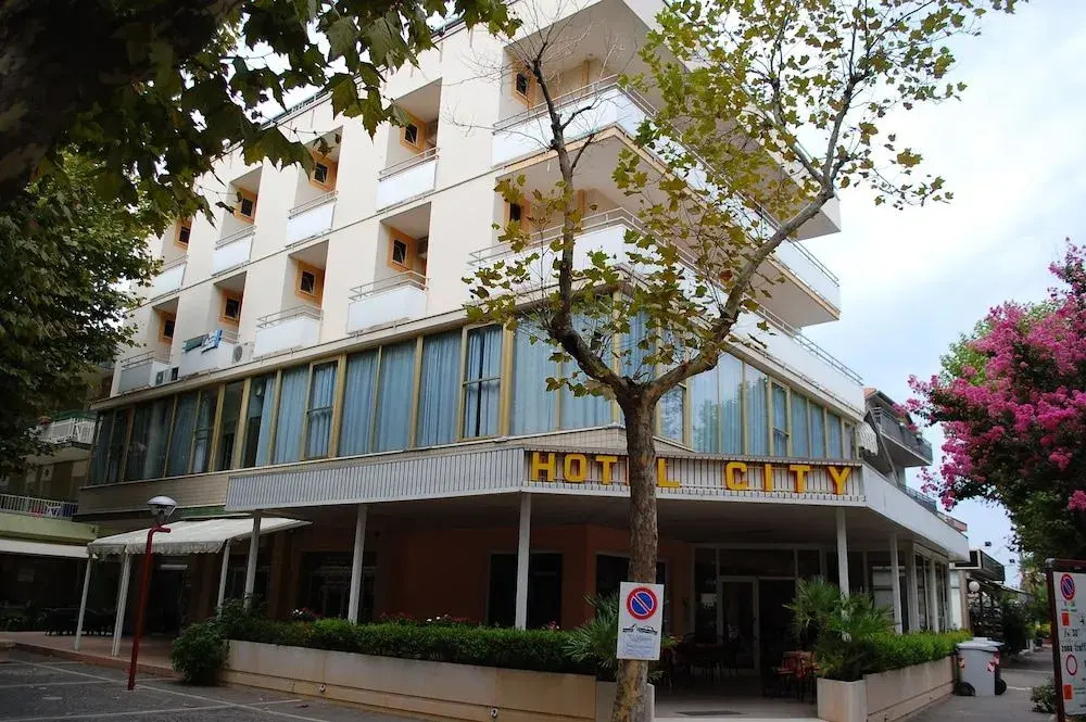 Hotel City