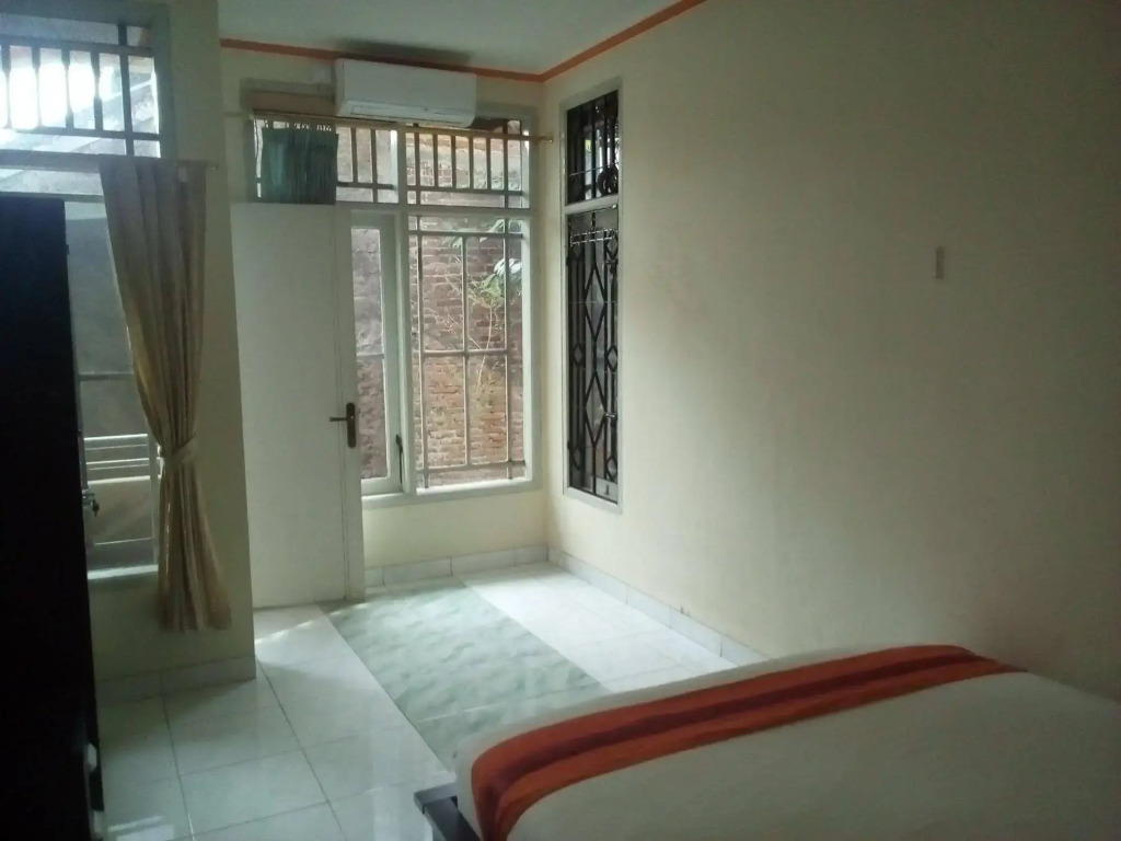Simply Homy Tubagus Dago