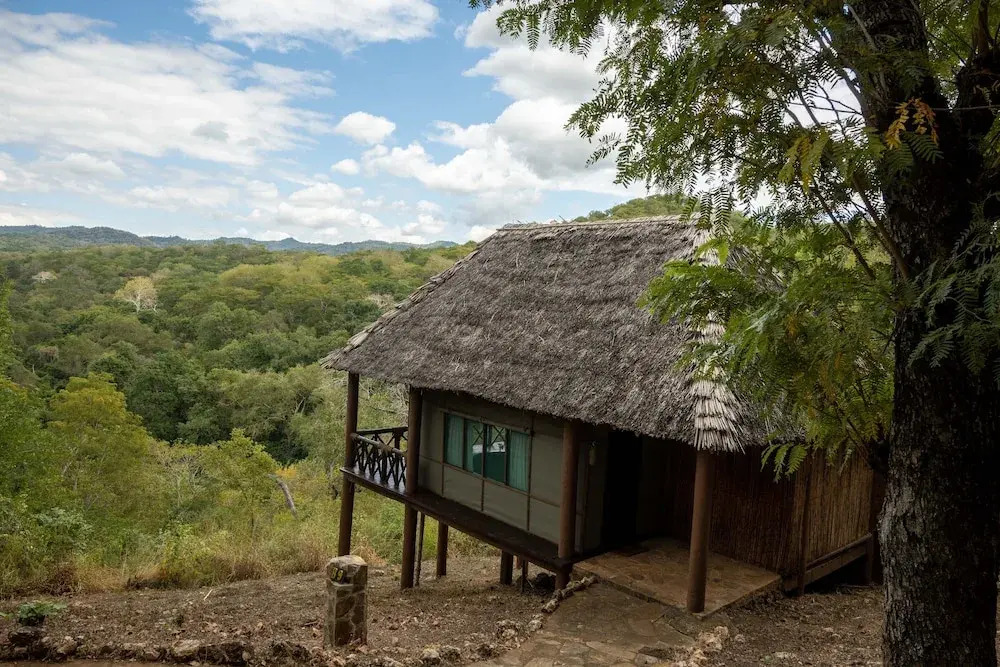 Sable Mountain Lodge, A Tent with a View Safaris