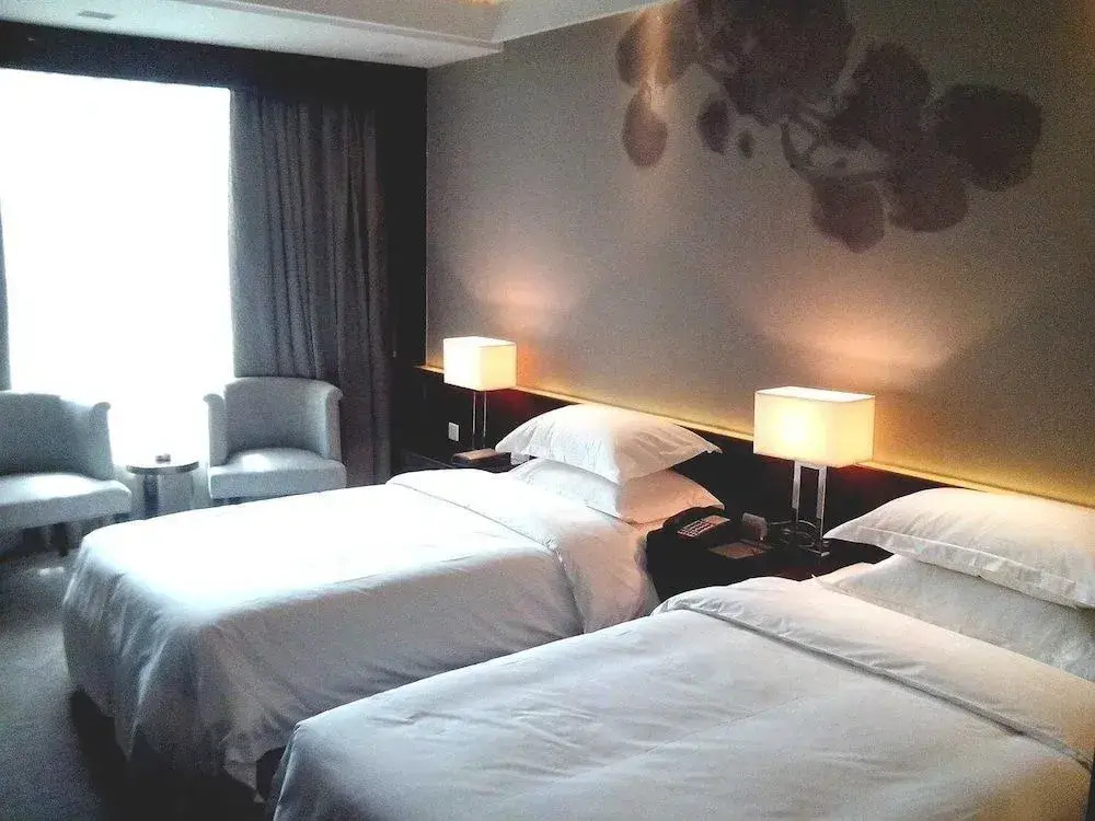 Jiayuan Century Hotel