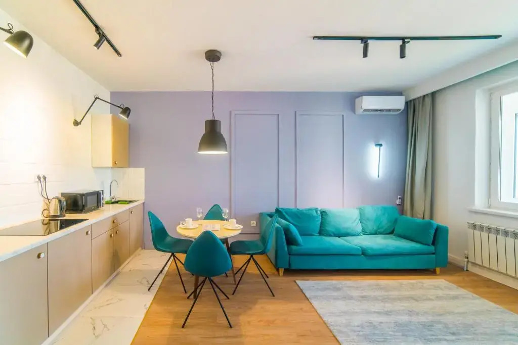 Manica R House