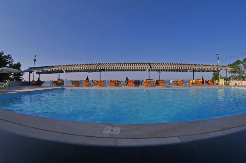 Mora Hotel