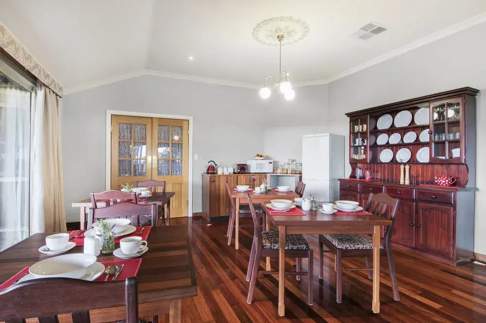 Shambhala Guesthouse