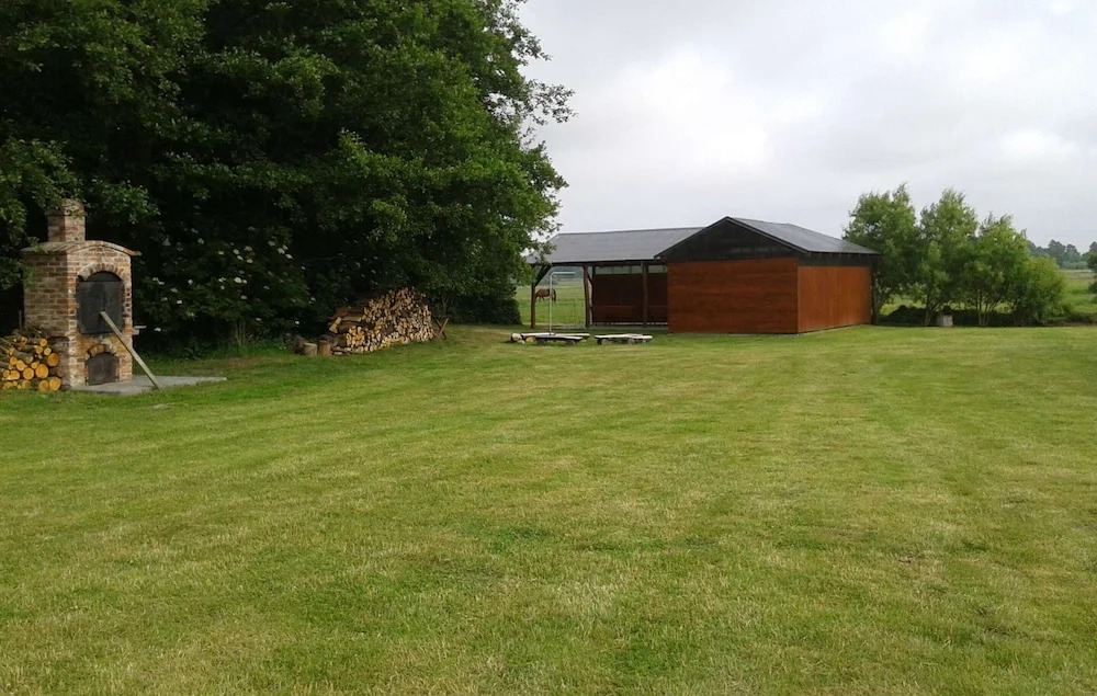 Serene Bungalow in Darlowko With Large Garden