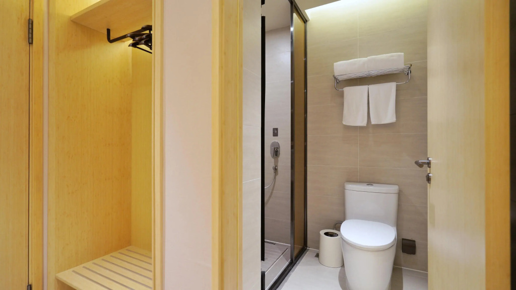 JI Hotel Shanghai Hongqiao National Convention and Exhibition Center Huaxiang Road
