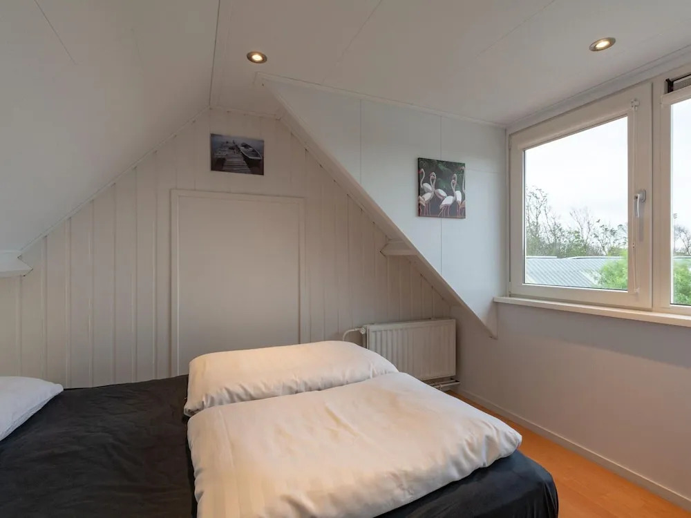 Klaproos, Holiday Home