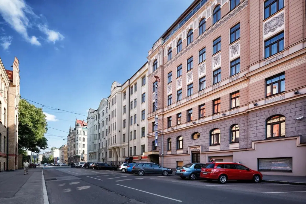 City Hotel TEATER
