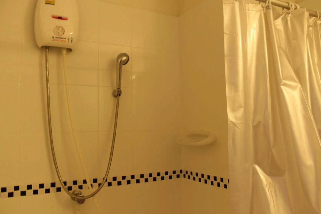 Rattana Park Hotel