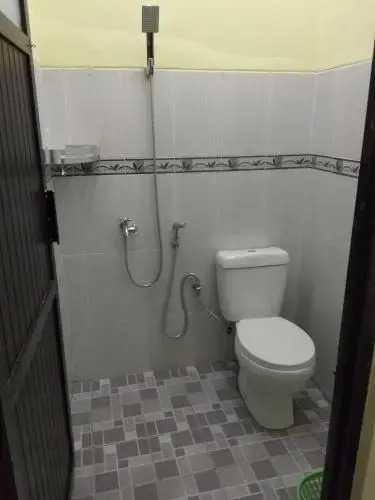 Yellow Hostel