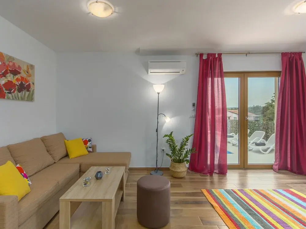 Modern Furnished Three Bedrooms Villa With Private Pool and Garden