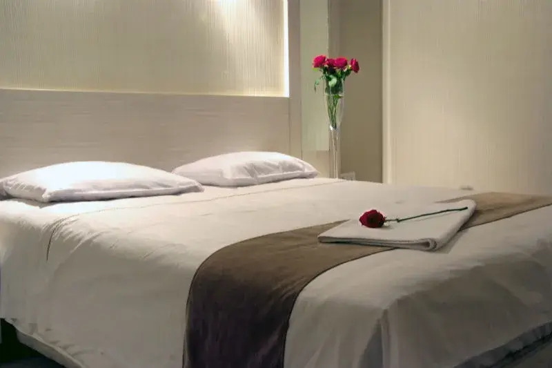 Safir Isfahan Hotel