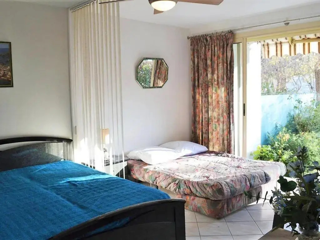 Appartement Le Lavandou, 1 pièce, 3 personnes - FR-1-251-167