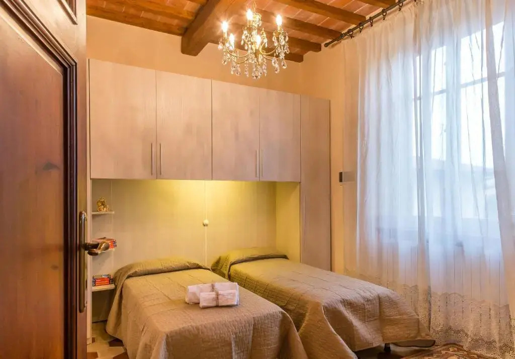 Zibaldone Family Villa with Garden and 2 Parking Spaces