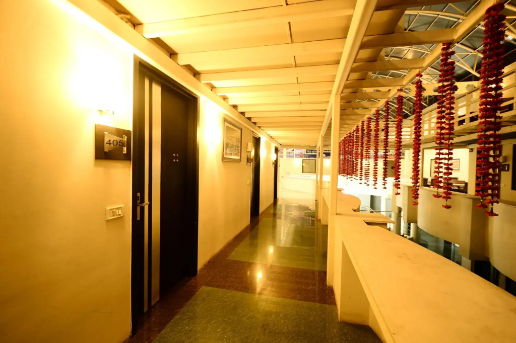 Hotel Aksa Srinagar