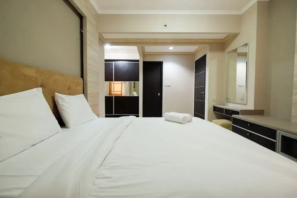 Cozy And Elegant 1br Apartment at Mediterania Boulevard